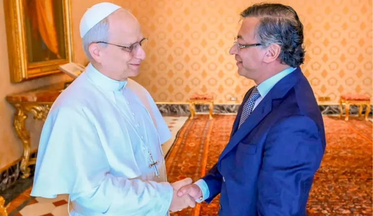 AIDHDES respalda iniciativa del Presidente Petro de reactivar los diálogos de paz con el ELN en el Vaticano