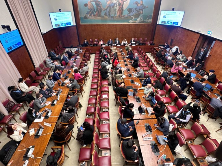 Consejo de Derechos Humanos HRC60 : Expertos, Estados y Sociedad Civil Llaman a Acciones Concretas Contra las Medidas Coercitivas Unilaterales