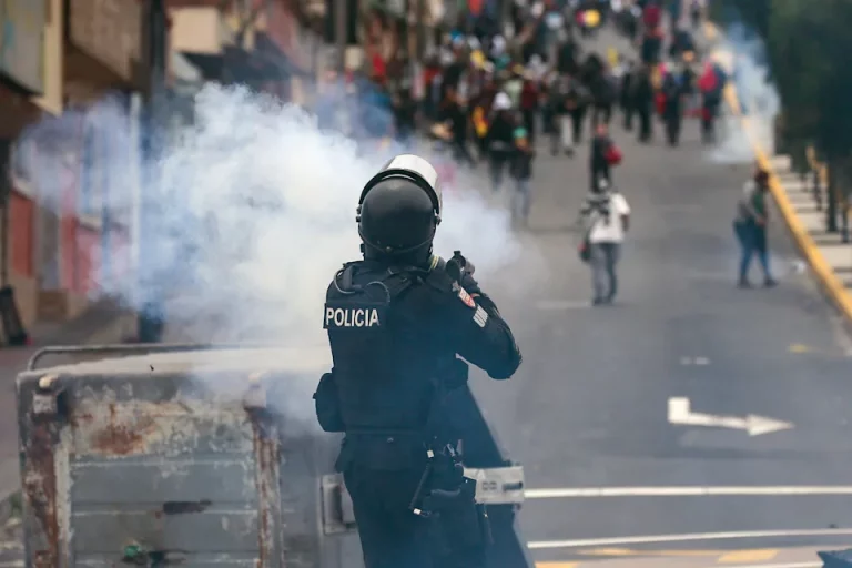 AIDHDES denuncia ante la comunidad internacional la represión y las violaciones a los derechos humanos en Ecuador bajo el gobierno de Daniel Noboa