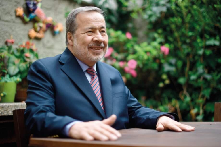 AIDHDES lamenta profundamente la partida del Embajador Gustavo Gallón Giraldo, defensor histórico de los derechos humanos y voz de Colombia ante las Naciones Unidas en Ginebra
